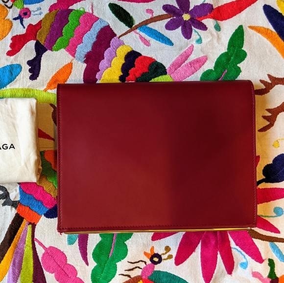 BALENCIAGA Red Leather Box Clutch Bag with Clasp - Picture 2 of 7